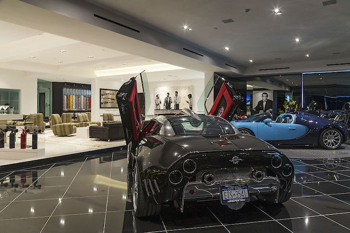 Luxury Garage 1